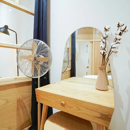 Parisuites Central Canal Saint Martin Luxe & Chic & Cosy Exterior foto